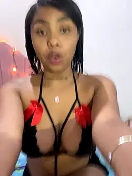 Snapshot of Itanydiorr chatting on October 5, 2:24 am Itanydiorr online show from October 5, 2:24 am