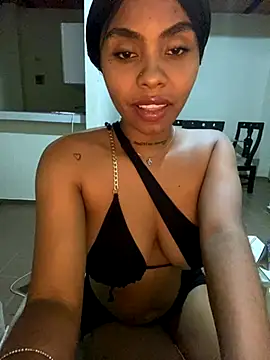 Snapshot of Itanydiorr chatting on October 15, 2:43 am Itanydiorr online show from October 15, 2:43 am