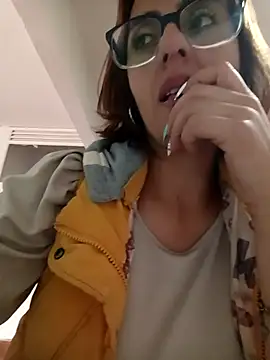 Jade 1-9 online show from February 26, 8:31 pm