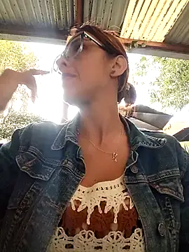 Jade 1-9 online show from December 3, 8:08 pm