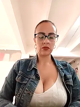 Jade 1-9 online show from February 7, 4:26 pm