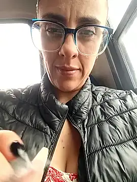 Jade 1-9 online show from October 20, 7:58 pm