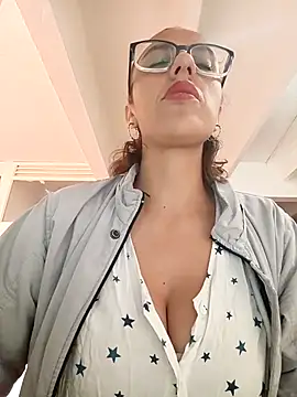 Jade 1-9 online show from February 24, 3:02 pm