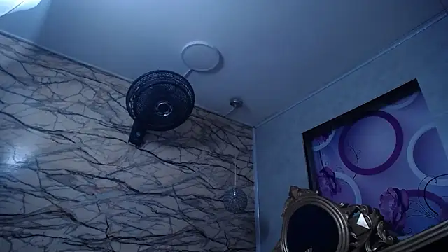 kimberly candy online show from November 7, 7:29 pm