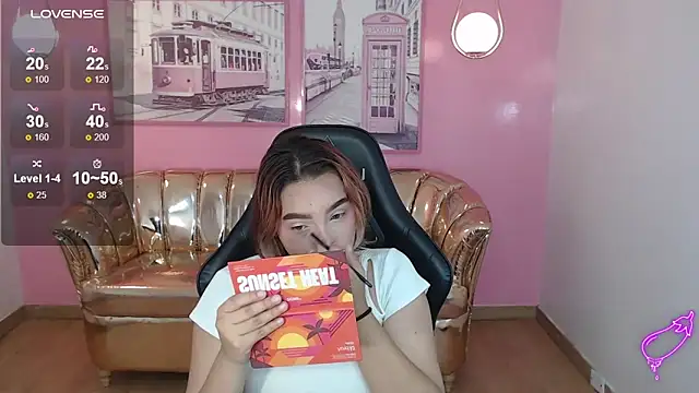 mia foster t online show from November 18, 12:52 pm