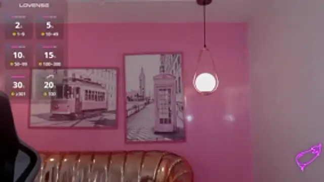 mia foster t online show from January 10, 1:17 pm