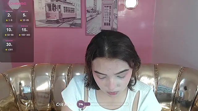 mia foster t online show from November 28, 1:22 pm