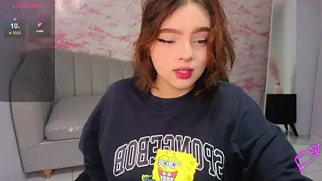 mia foster t online show from February 12, 1:11 pm