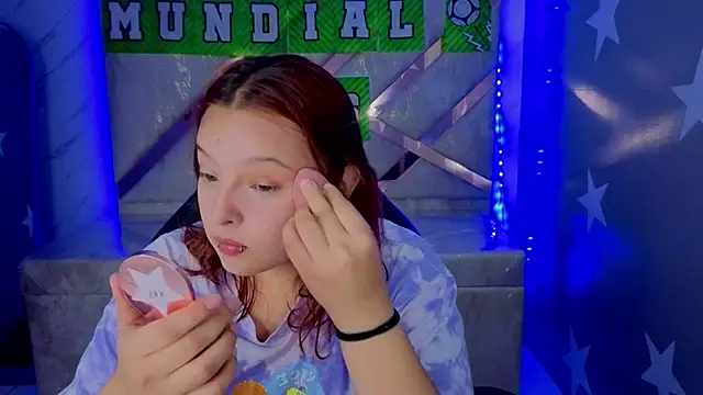 Snapshot of mia_foster_t chatting on July 11, 1:22 pm mia foster t online show from July 11, 1:22 pm