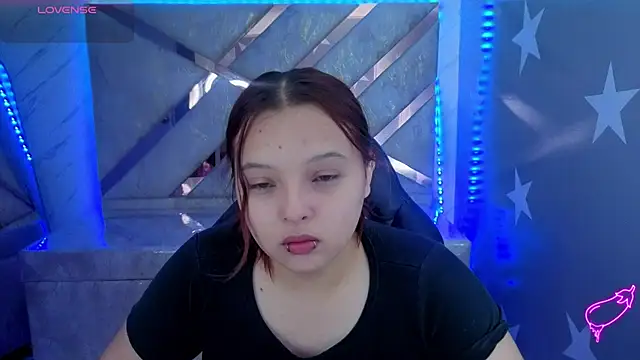 Snapshot of mia_foster_t chatting on July 18, 1:30 pm mia foster t online show from July 18, 1:30 pm