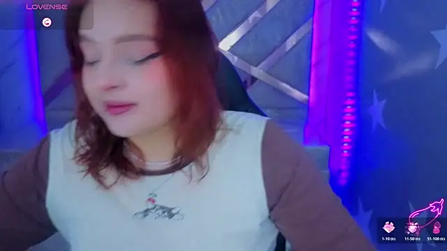 Snapshot of mia_foster_t chatting on June 1, 1:11 pm mia foster t online show from June 1, 1:11 pm