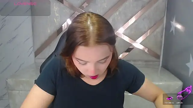 mia foster t online show from April 8, 1:12 pm