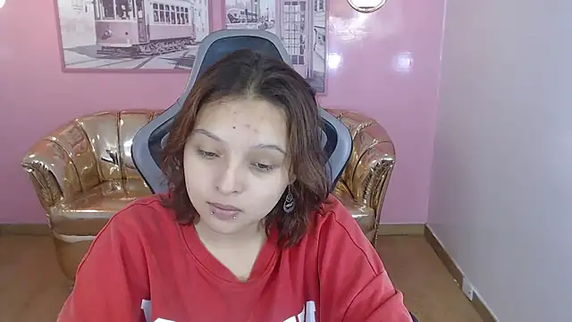 mia foster t online show from December 18, 1:15 pm