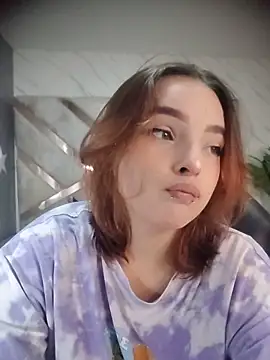 mia foster t online show from March 18, 1:46 pm