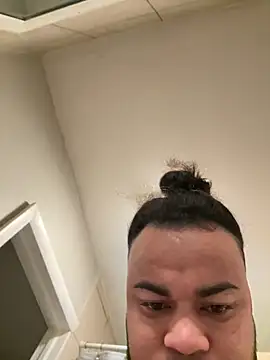 familia0210 online show from October 4, 10:55 pm