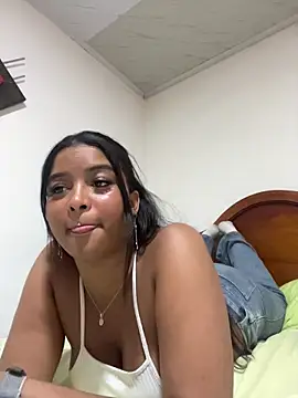 mitschellfox21 online show from November 20, 9:15 pm