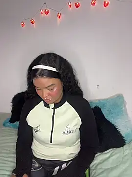 mitschellfox21 online show from November 6, 5:22 am