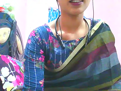 Snapshot of night_queeen7 chatting on October 27, 7:48 pm night queeen7 online show from October 27, 7:48 pm