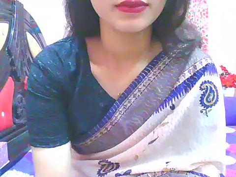 Snapshot of night_queeen7 chatting on December 2, 11:50 pm night queeen7 online show from December 2, 11:50 pm