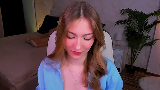 AngelAnabelle online show from October 10, 9:04 pm