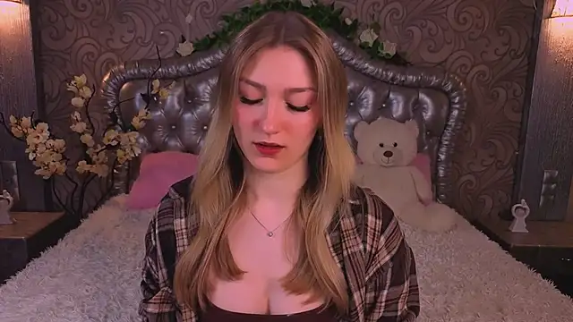 AngelAnabelle online show from March 19, 9:59 pm