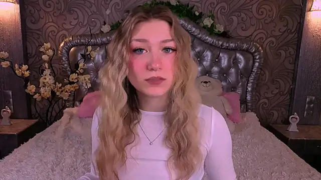 AngelAnabelle online show from March 22, 8:32 pm