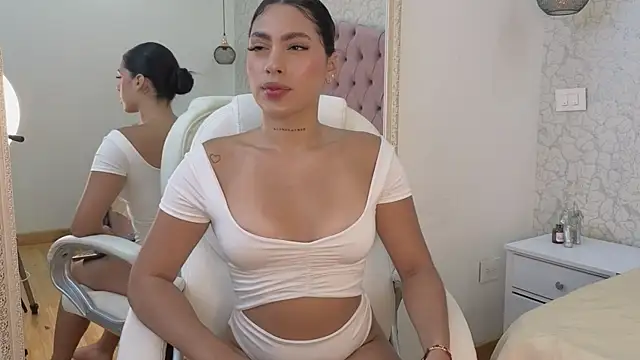 Vanessa Rain  online show from October 16, 7:44 pm