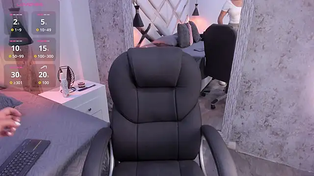 Vanessa Rain  online show from March 13, 6:57 pm