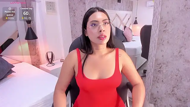 Vanessa Rain  online show from March 18, 7:15 pm