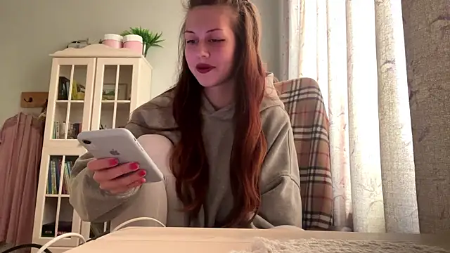 Nayra flash online show from November 6, 12:09 pm