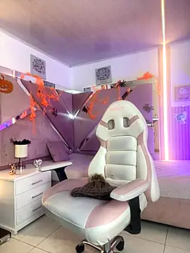 Charlotte ebony  online show from October 30, 12:47 pm