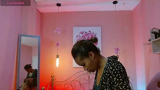 ingrid03 taffur online show from April 13, 2:43 pm