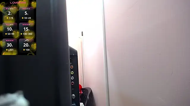 ingrid03 taffur online show from December 3, 1:54 pm