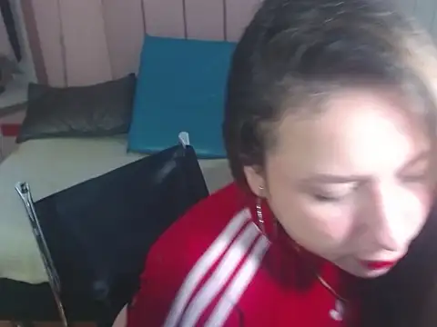 Snapshot of Candela_Dubout chatting on October 16, 1:08 pm Candela Dubout online show from October 16, 1:08 pm