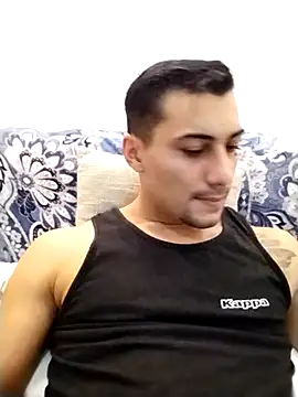 gooddboy01 online show from October 29, 7:13 pm