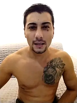 gooddboy01 online show from October 3, 10:11 pm