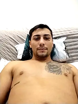 gooddboy01 online show from November 8, 9:51 pm