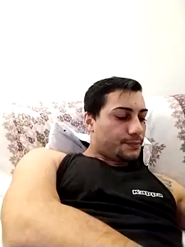 gooddboy01 online show from April 4, 8:26 pm