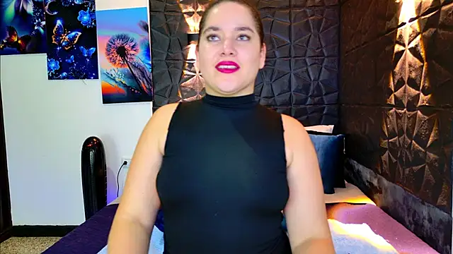 Snapshot of Hurrem99 chatting on November 6, 8:13 pm Hurrem99 online show from November 6, 8:13 pm