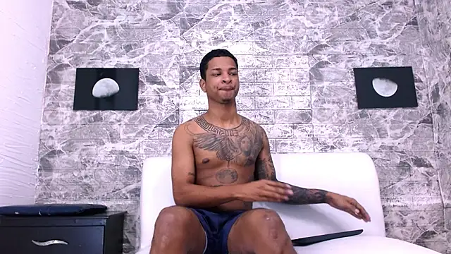 Snapshot of TimmCloud chatting on October 28, 11:42 am TimmCloud online show from October 28, 11:42 am