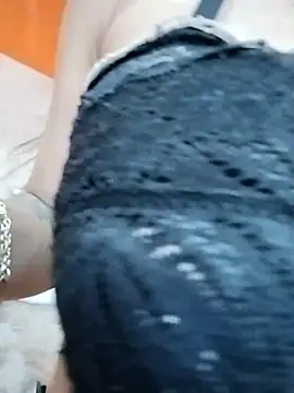 Snapshot of Jg135667 chatting on November 6, 9:57 am Jg135667 online show from November 6, 9:57 am