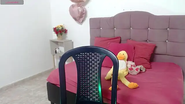 Cherry BloomK online show from November 18, 3:04 pm