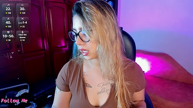 AnaFoxxx  online show from April 2, 12:18 am