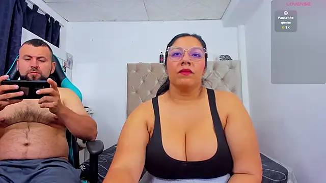 milo mila01 online show from November 19, 1:27 am