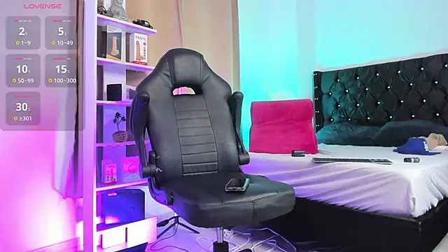  Duriel online show from February 9, 5:00 pm