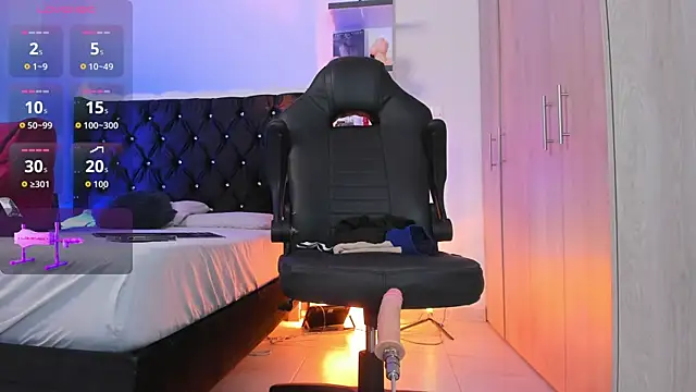  Duriel online show from February 13, 6:52 pm