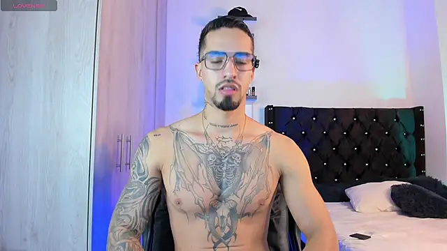  Duriel online show from July 1, 5:24 pm