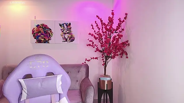 Summer miller online show from March 4, 11:18 am