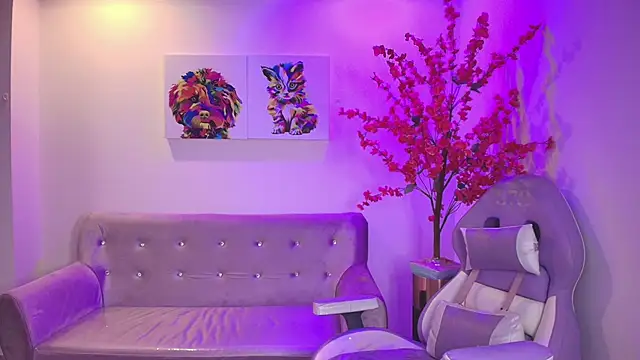 Summer miller online show from March 13, 11:37 am