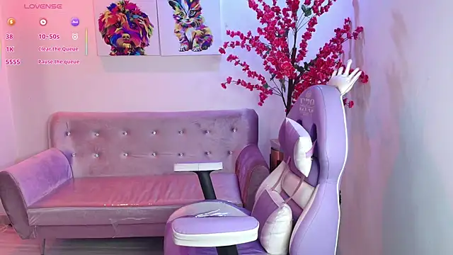 Summer miller online show from November 18, 11:35 am